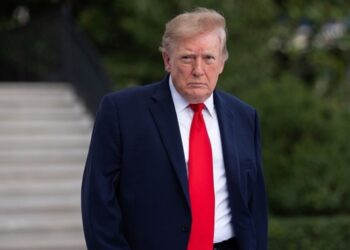 Бензин за Трампа став дорожчим, ніж за Байдена