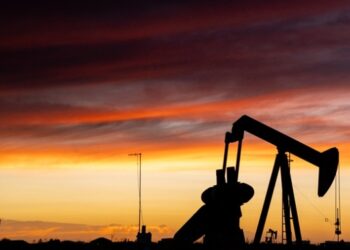 Нафтовий ринок лихоманить через загрозу поставкам з Ірану