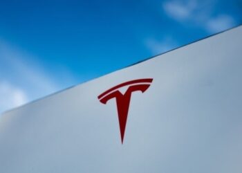 Продажі Tesla зростають в Європі