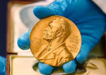Нобелівську премію з фізики отримав науковець із США
