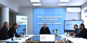 Конотоп переходить на безготівкову оплату проїзду: запроваджено нові транспортні сервіси
