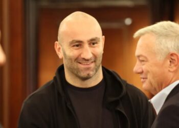 Мурат Гассієв відреагував на виклик Ентоні Джошуа