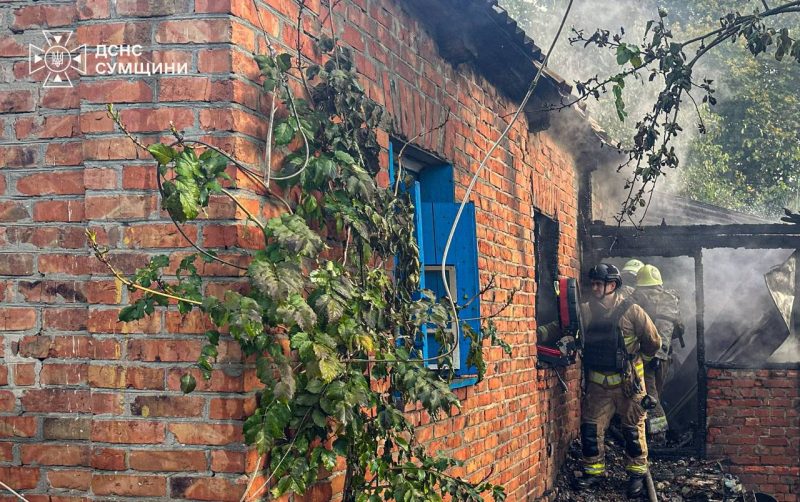 На Липоводолинщині через коротке замикання загорівся житловий будинок