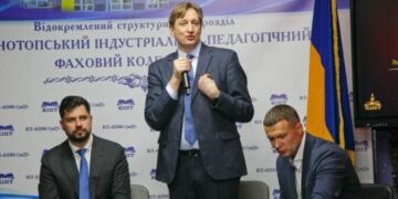 Сумщину з робочим візитом відвідав міністр освіти і науки Андрій Бутенко + Відео