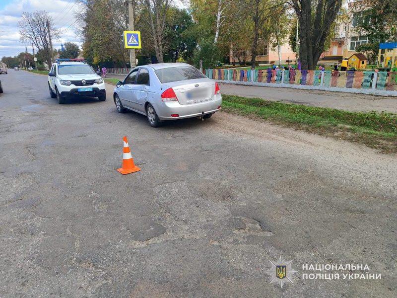 У Конотопі внаслідок ДТП травмувалася велосипедистка