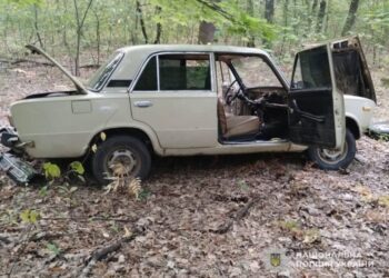 У Шостці 19-річний молодик із сусідньої громади викрав дві автівки