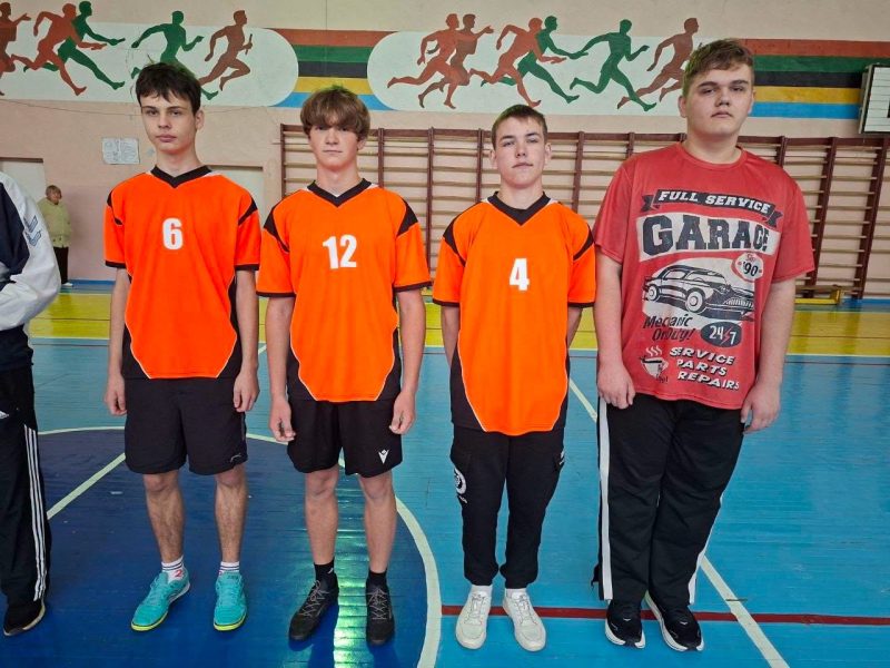 У Шостці визначили переможців змагань із мініфутболу серед першокурсників коледжу + Фото