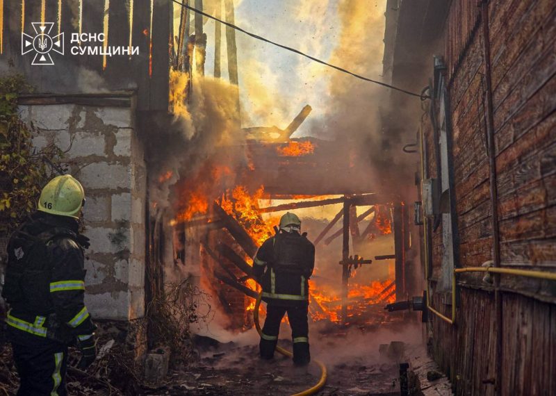 У Шосткинському районі рятувальники працювали на місцях влучань + Фото + Відео