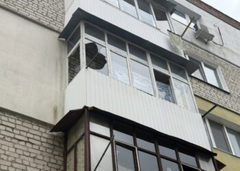Волонтери “Проліски” надали допомогу 32-м родинам, які постраждали від обстрілу у Шостці + Фото